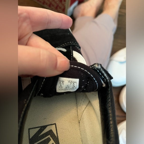 Old Skool Vans Black Suede - Picture 6 of 8